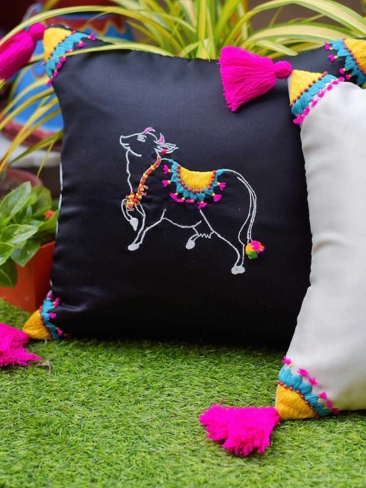 Pichwai Cow Cushion Cover - Image 5