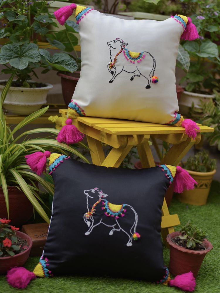Pichwai Cow Cushion Cover - Image 6